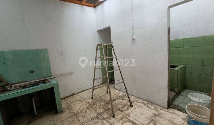 Ruang usaha tengah kota Salatiga strategis kawasan ramai siap pakai dekat kampus UKSW dijual di Jend Sudirman Argomulyo Salatiga 8