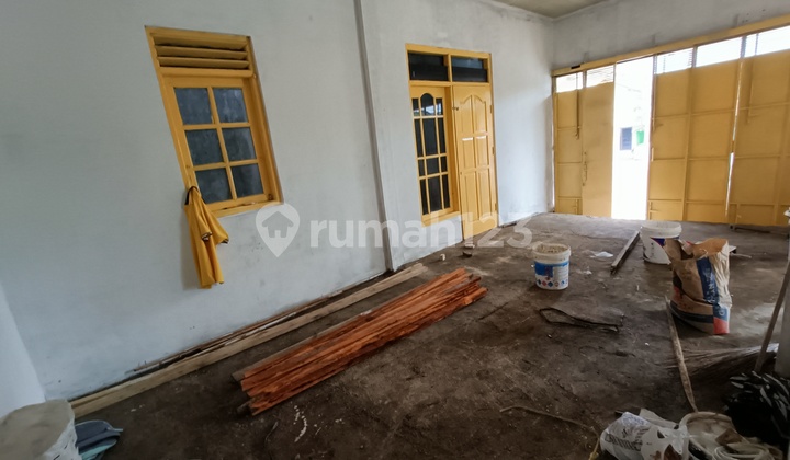 Ruang usaha tengah kota Salatiga strategis kawasan ramai siap pakai dekat kampus UKSW dijual di Jend Sudirman Argomulyo Salatiga 11