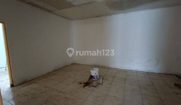 Ruang usaha tengah kota Salatiga strategis kawasan ramai siap pakai dekat kampus UKSW dijual di Jend Sudirman Argomulyo Salatiga 13