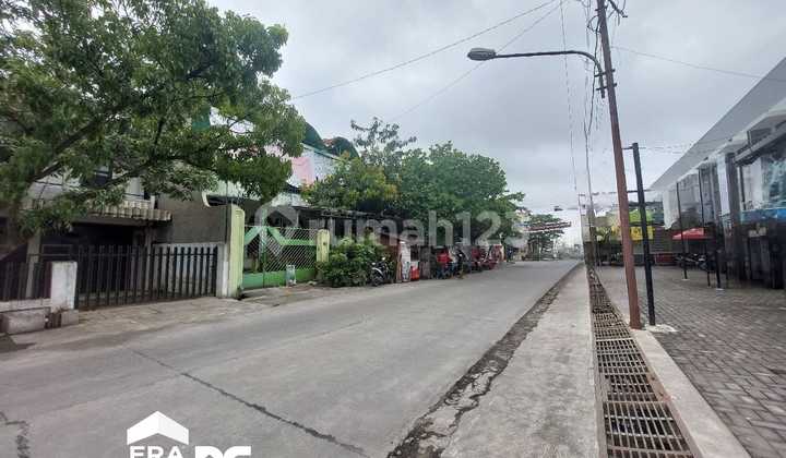 Ruko tengah kota Semarang strategis ramai dekat bandara dekat pelabuhan dekat stasiun siap pakai dijual di Soho Grand Brotojoyo Tanah mas Semarang utara 7