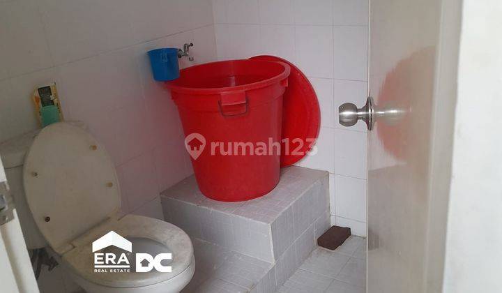 Rumah minimalis tengah kota Semarang siap pakai dekat bandara pelabuhan stasiun dekat sekolah disewakan di Drupadi Indraprasta plombokan Semarang Utara 15