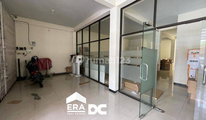 Ruko strategis tengah kota Semarang pusat kota ramai pusat bisnis siap pakai dekat kampus Undip Pleburan dijual di Erlangga pleburan Semarang tengah 14