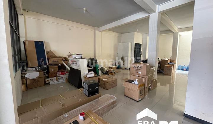 Ruko strategis tengah kota Semarang pusat kota ramai pusat bisnis siap pakai dekat kampus Undip Pleburan dijual di Erlangga pleburan Semarang tengah 17