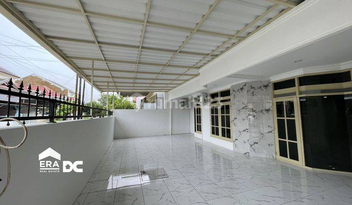 Rumah luas tengah kota Semarang siap pakai dekat bandara disewakan di Puri Anjasmoro Semarang barat 3