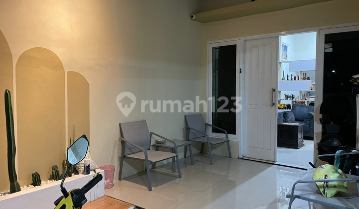 Rumah minimalis bagus tengah kota Semarang siap huni dekat kampus Undip dekat tol di Mulawarman Tembalang Semarang Selatan