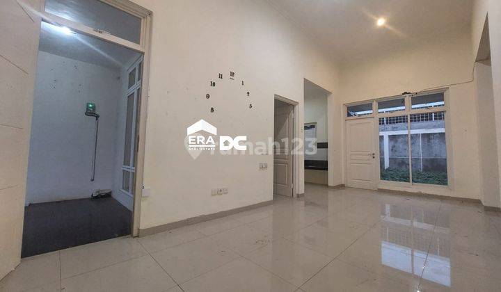 Rumah minimalis tengah kota Semarang siap pakai dekat bandara dekat tol disewakan di graha padma semarang barat 9