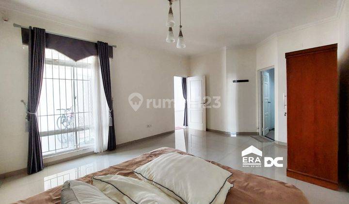 Rumah minimalis tengah kota Semarang siap huni dekat tol dekat bandara dijual di Graha padma Semarang barat 33