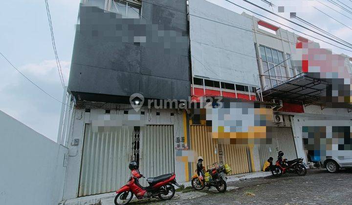Ruko strategis tengah kota Semarang siap pakai dekat kampus Unimus dekat RS Primaya dijual di Kedungmundu Semarang tengah 7