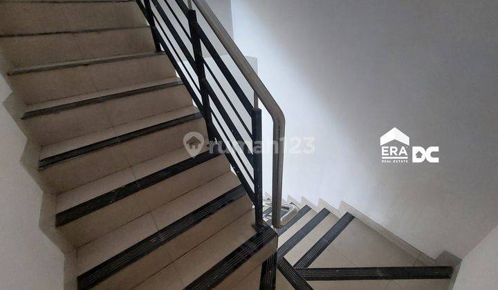 Ruko strategis tengah kota Semarang siap pakai dekat Simpang lima dekat Pandanaran Tugu muda disewakan di Thamrin Semarang tengah 10