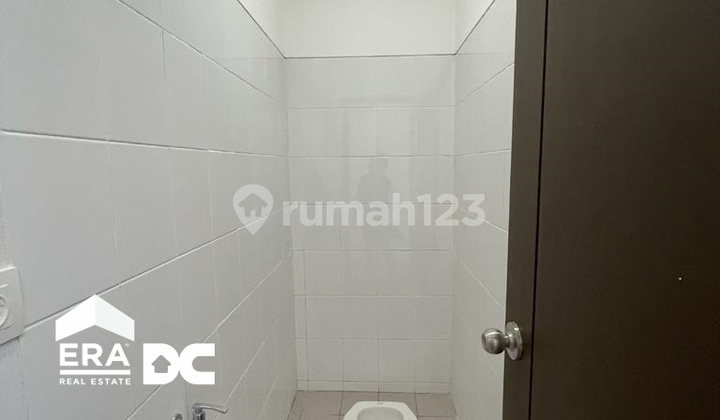 Rumah minimalis modern tengah kota Semarang siap pakai dekat KIC dekat tol dekat kampus Unika Uptown mall disewakan di Hilago BSB city Ngaliyan Semarang barat 17