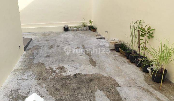 Rumah minimalis tengah kota Semarang siap pakai bebas banjir dekat kampus Undip Unimus dekat RS Primaya disewakan di Citragrand Sambiroto Tembalang Semarang Selatan 11