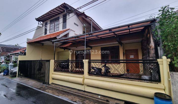 Rumah tengah kota Semarang siap huni dekat tol dekat simpang lima dijual di Durian lamper Semarang tengah 1