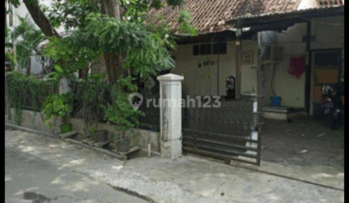 Rumah tengah kota siap huni di halmahera semarang tengah 1