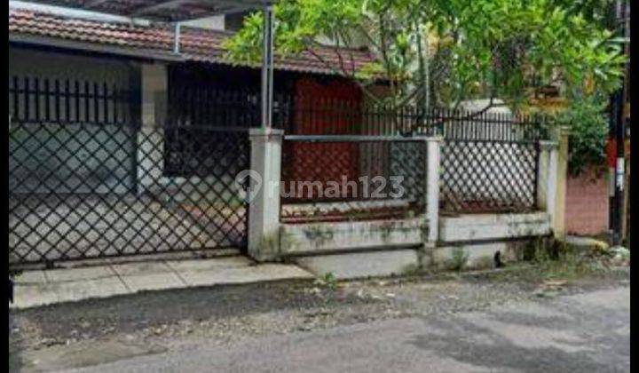 Rumah tengah kota Semarang strategis ramai di jalan raya dekat simpang lima dijual di Labuhan raya Semarang tengah 1