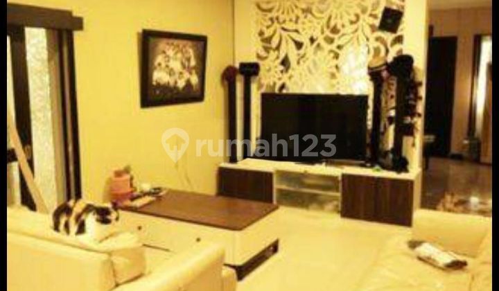 Rumah strategis tengah kota Semarang di pinggir jalan raya dijual di Basudewo Semarang barat 1