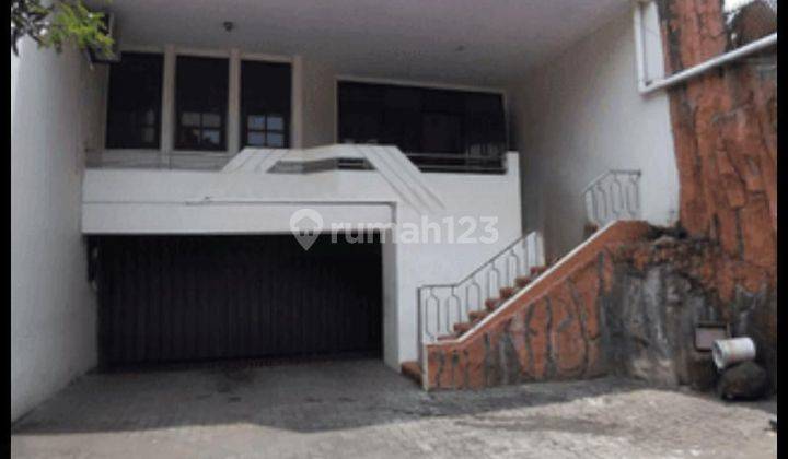 rumah tengah kota sial pakai kan di jl agung gajah mungkur semarang selatan 1