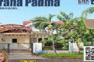 Rumah tengah kota Semarang siap huni dekat bandara dekat tol Krapyak dijual di Graha Padma Semarang barat 1