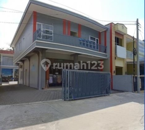 Ready-to-Use Central Semarang City Townhouse, Strategic Location, Busy Area, Close to Majapahit, Near Mall, Near Toll Gate, For Rent on Jl. Raya Lamper Tengah, Central Semarang. 1