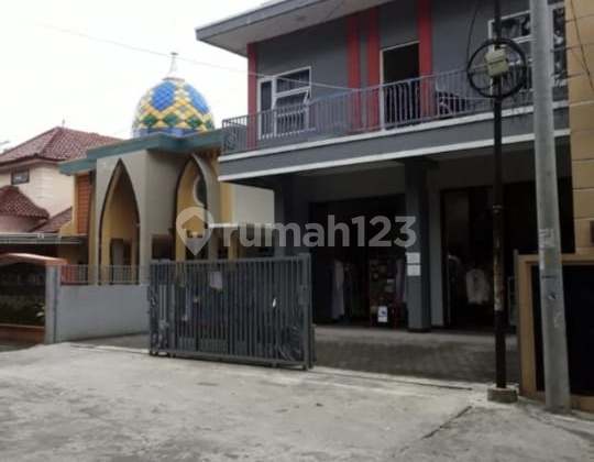 Ready-to-Use Central Semarang City Townhouse, Strategic Location, Busy Area, Close to Majapahit, Near Mall, Near Toll Gate, For Rent on Jl. Raya Lamper Tengah, Central Semarang. 2