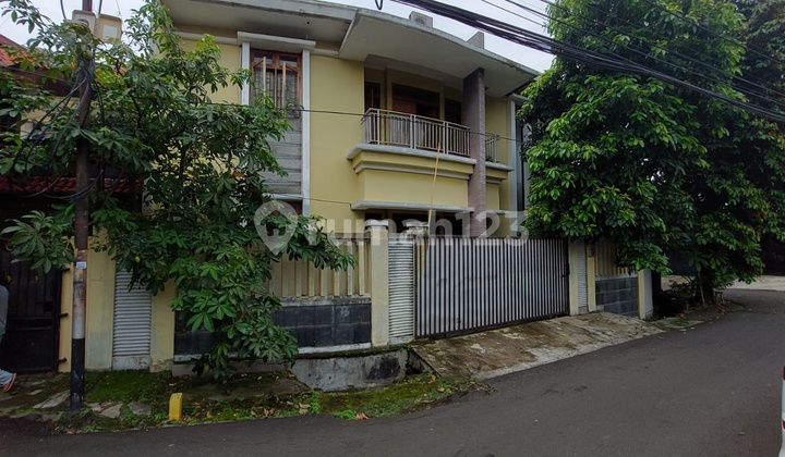 Rumah Murah 2 Lantai Tebet Barat Jakarta Selatan Rumah Murah 2 Lantai Tebet Barat Jakarta Selatan
