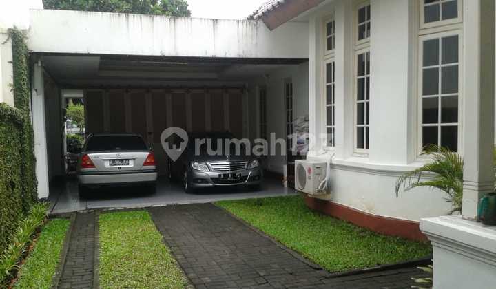 Sell Elite Area House in Menteng Central Jakarta 2