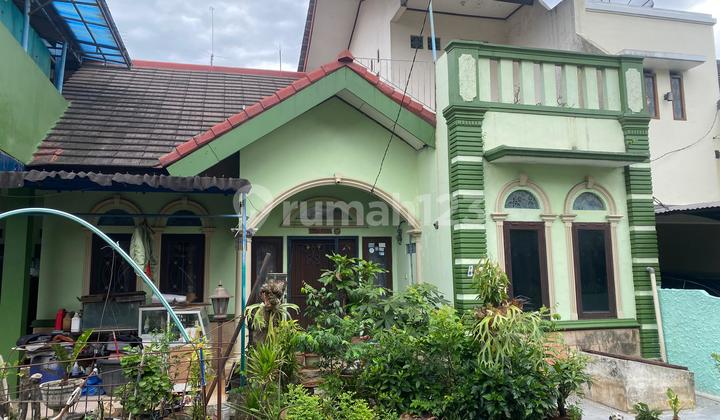 FOR SALE: AFFORDABLE HOUSE IN CIPUTAT AREA NEAR MRT STATION AND IN FRONT OF UIN CAMPUS, SOUTH TANGERANG