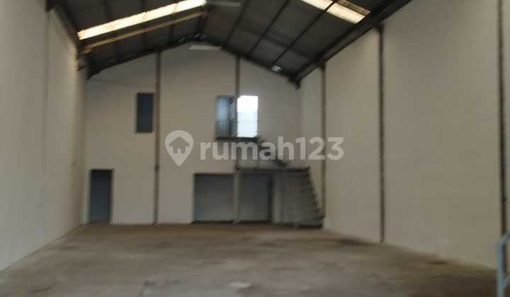 Disewakan Gudang Bersih Dekat Pintu Tol Pamulang