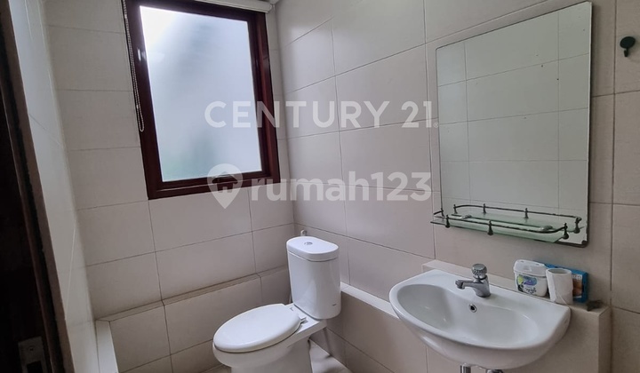 Disewakan Rumah Super Bagus Di Cempaka Putih 2