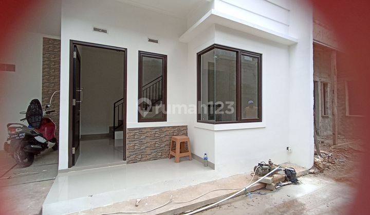 Rumah 2 Lantai Lubang Buaya Cipayung Jakarta Timur 2