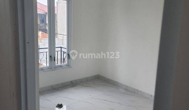 Rumah 2 lantai Siap huni Cibubur Ciracas jakarta timur 2