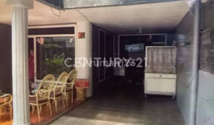 Rumah 2 Lantai Di Daerah Kramat Jakarta Pusat 2