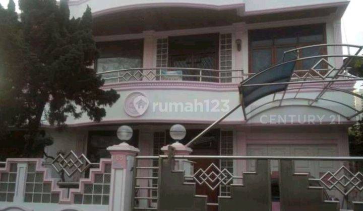 Rumah 2 Lt Ddengan Design Elegant Di Cipinang 1