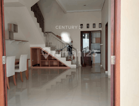 Rumah 2 Lantai di De Amour Mansion Ciputat Tangerang Selatan