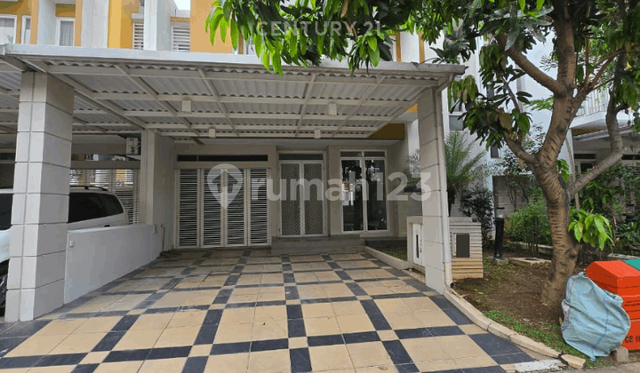 RUMAH 2 LANTAI DI SUMMARECON BEKASI     