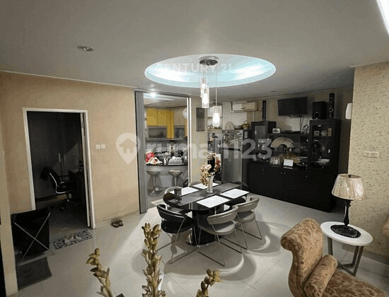 2-Story House in Green Park Pinewood Housing, Bekasi 2-Story House in Green Park Pinewood Housing, Bekasi