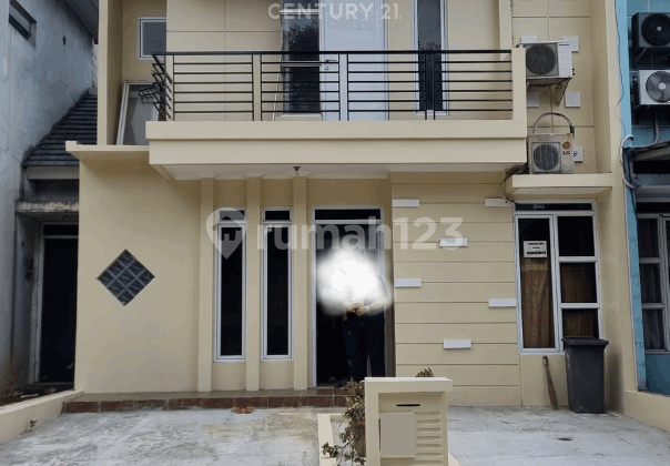 RUMAH DI METLAND TRANSYOGI CILEUNGSI BOGOR