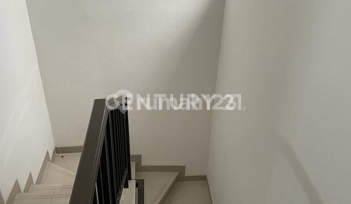 RUMAH DI METLAND TRANSYOGI CILEUNGSI      2