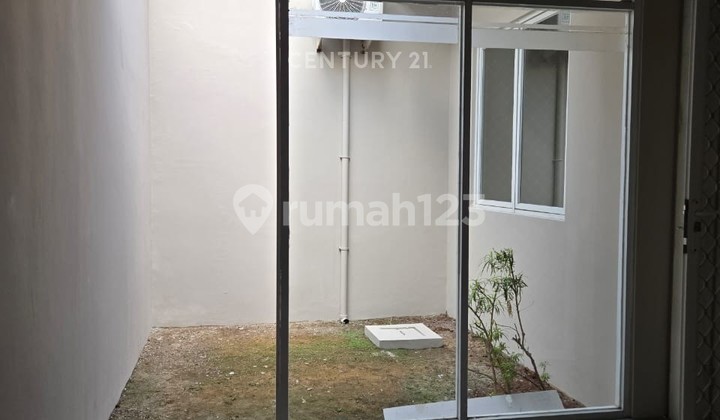2-STORY HOUSE IN SUMMARECON BEKASI 2