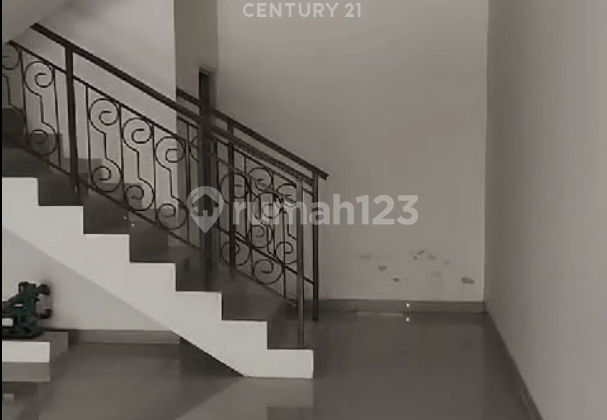 RUKO 3 LANTAI DI PODOMORO GOLF VIEW GUNUNG PUTRI BOGOR