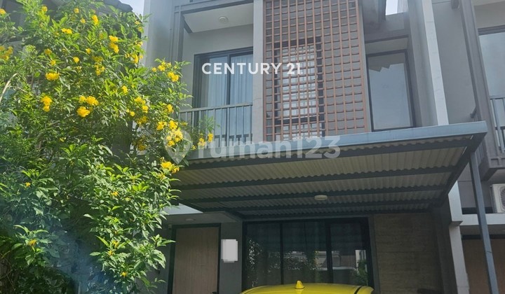 HOUSE IN THE LEGENDA WISATA CIBUBUR CLUSTER HOUSE IN THE LEGENDA WISATA CIBUBUR CLUSTER