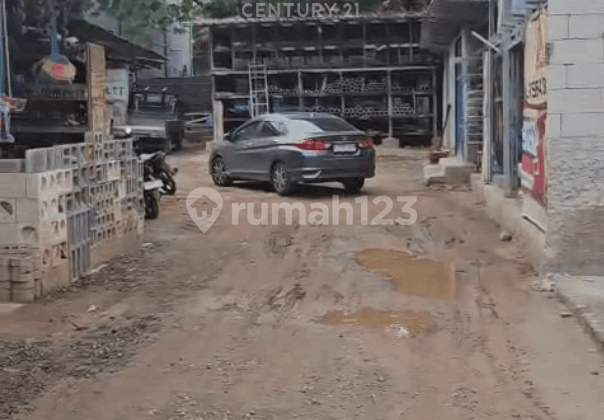 LAND ON LEUWINANGGUNG MAIN ROAD, TAPOS, DEPOK