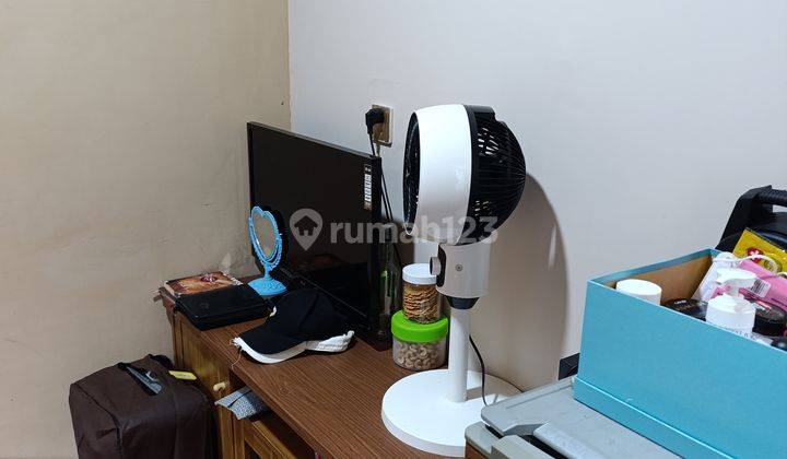 ruang tamu dijual cepat apartment menteng square