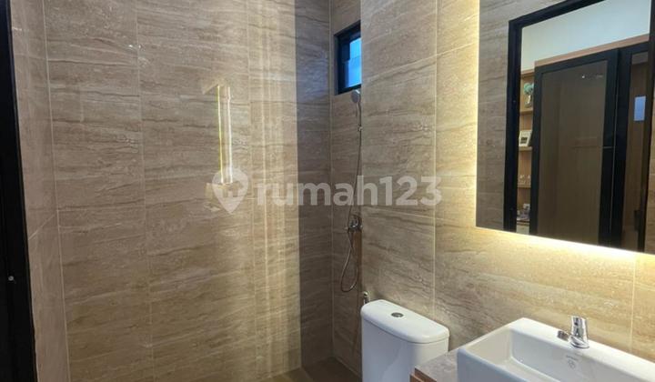 Rumah 2 Lantai Dekat Serpong 15menit Harga Hoki 888juta Mau...  14