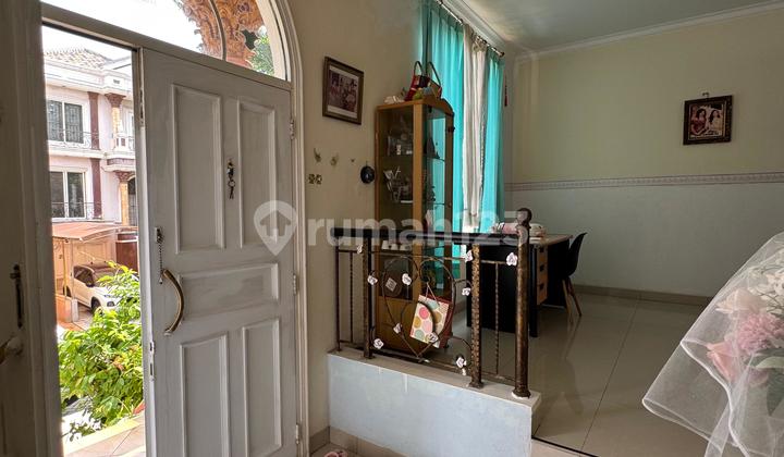 Dijual Rumah 2 Lantai Pik 1 Full Furnish Siap Huni