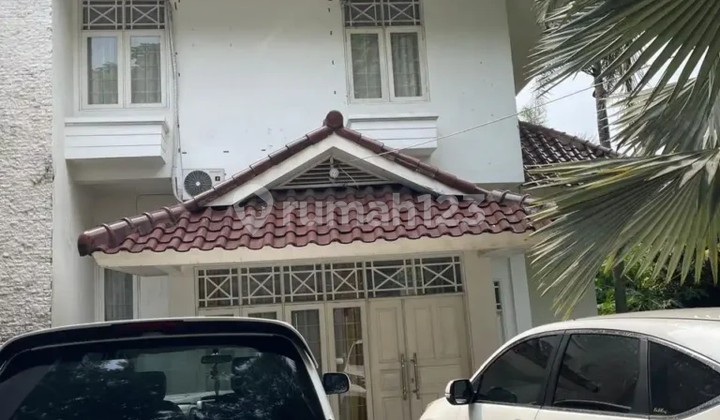Rumah 3 Lantai di Jl Pinang Kalijati Pondok Labu Jakarta Selatan