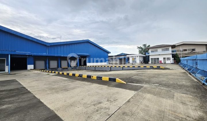 Dijual Gudang Siap Pakai Rapih dan Bersih di Kawasan Delta Silicone 2