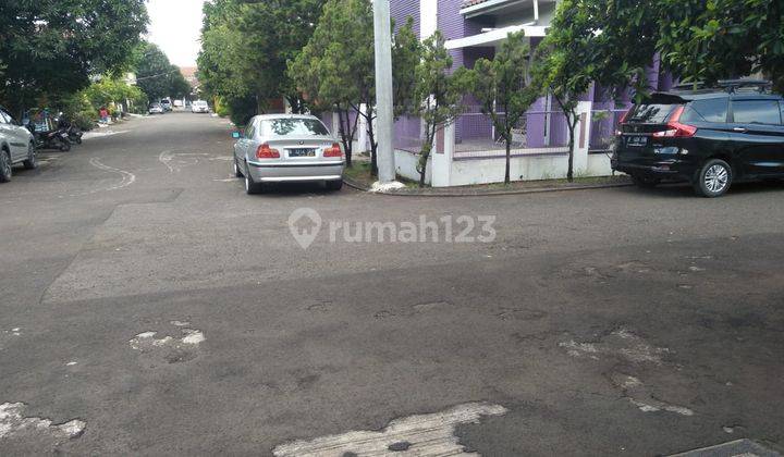 Dijual rumah 1.5 lantai di cluster Bulevar Hijau Harapan indah Bekasi 2