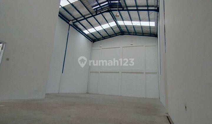 Dijual Gudang Non Office di Multi Bizpark Bekasi 2