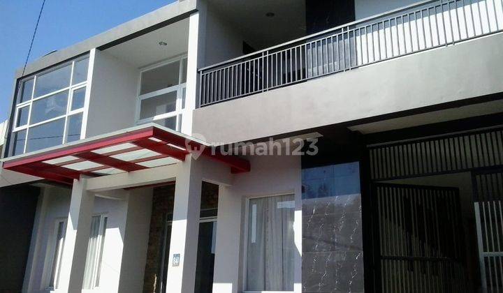 Dijual Murah Rumah Di Pinggir Jalan Di Bandung Cocok Untuk Usaha 1