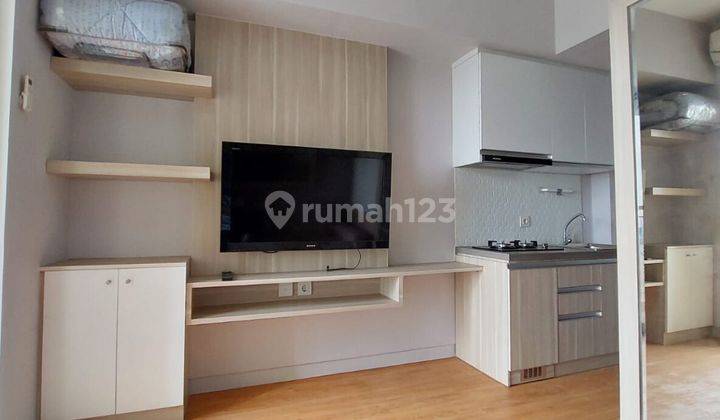 Apartemen The Springlake Studio Furnish di Summarecon Bekasi 1